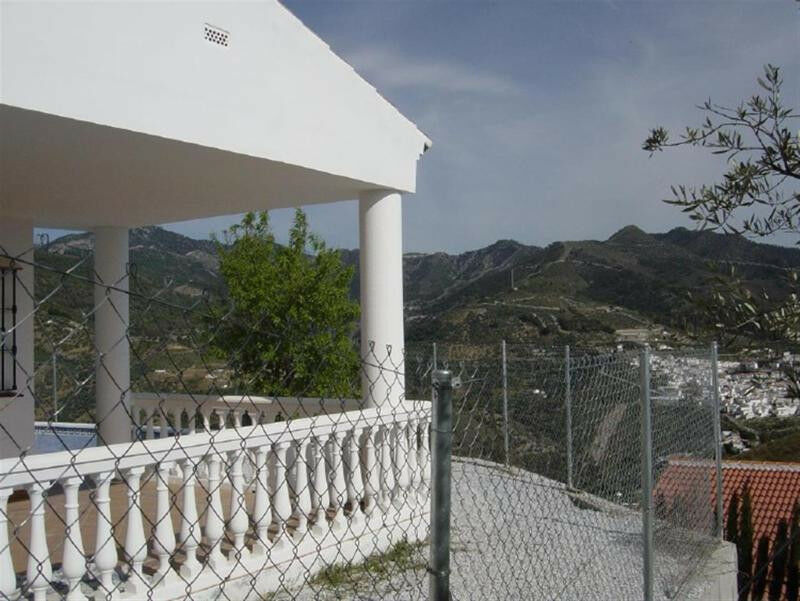 Detached Villa Canillas de Albaida Málaga - imagen 9