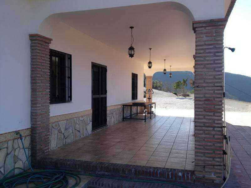 Detached Villa Sedella Málaga - imagen 9