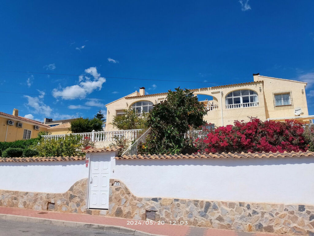 Detached Villa Los Balcones Alicante - image 19