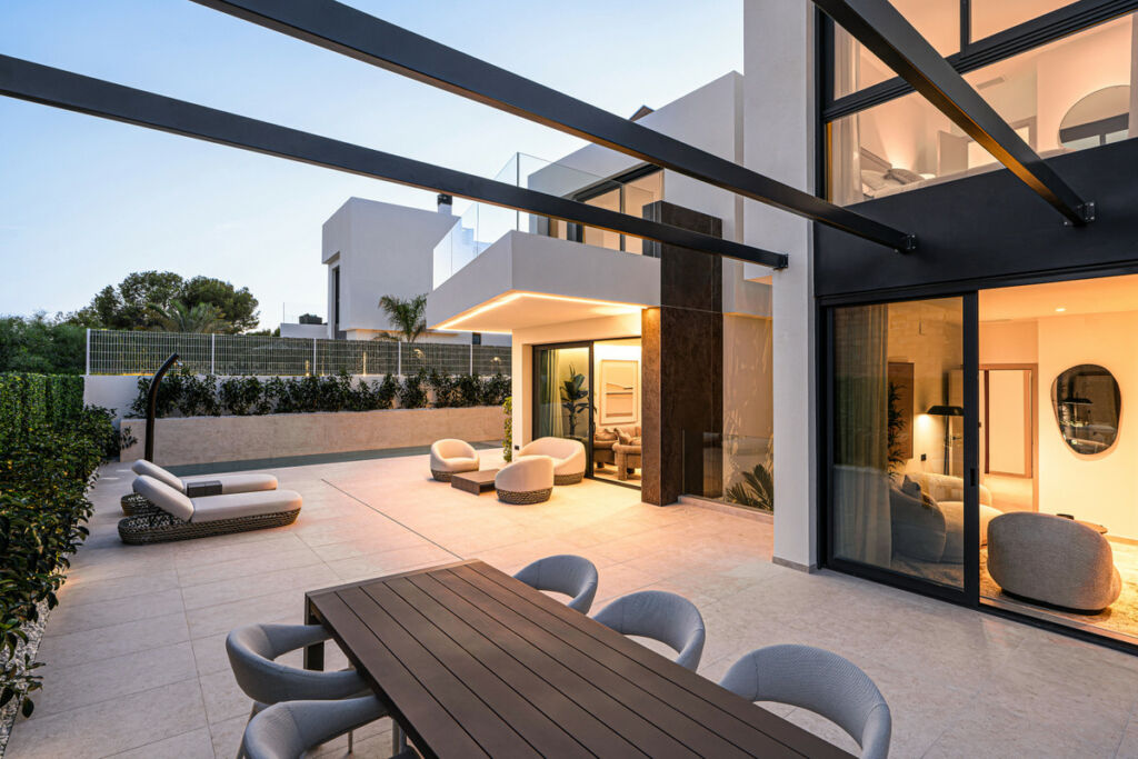 Detached Villa La Nucia Alicante - image 26
