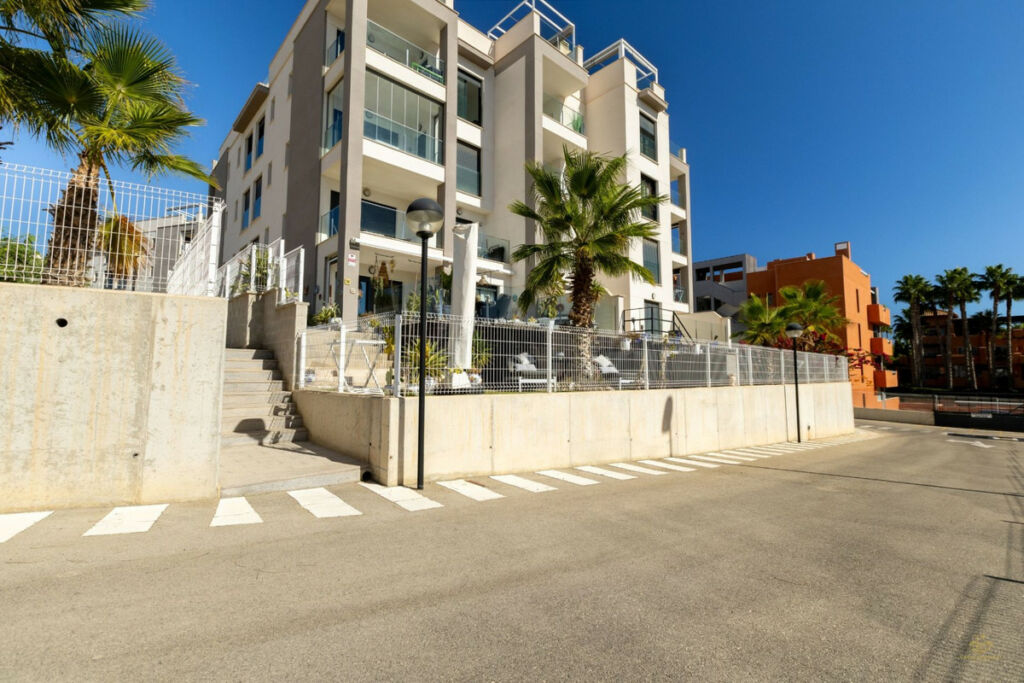 Ground Floor Apartment Villamartin Alicante - Bild 33