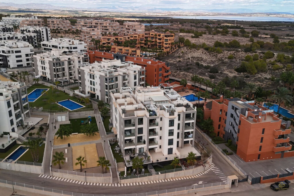 Ground Floor Apartment Villamartin Alicante - Bild 38