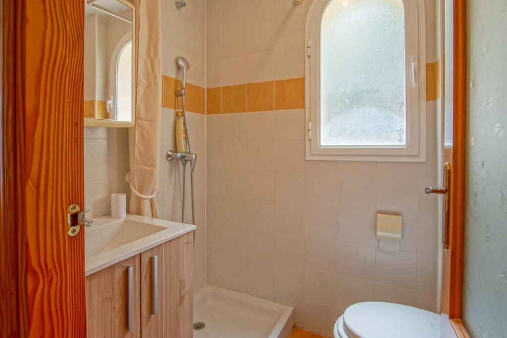 Detached Villa Altea Alicante - image 6