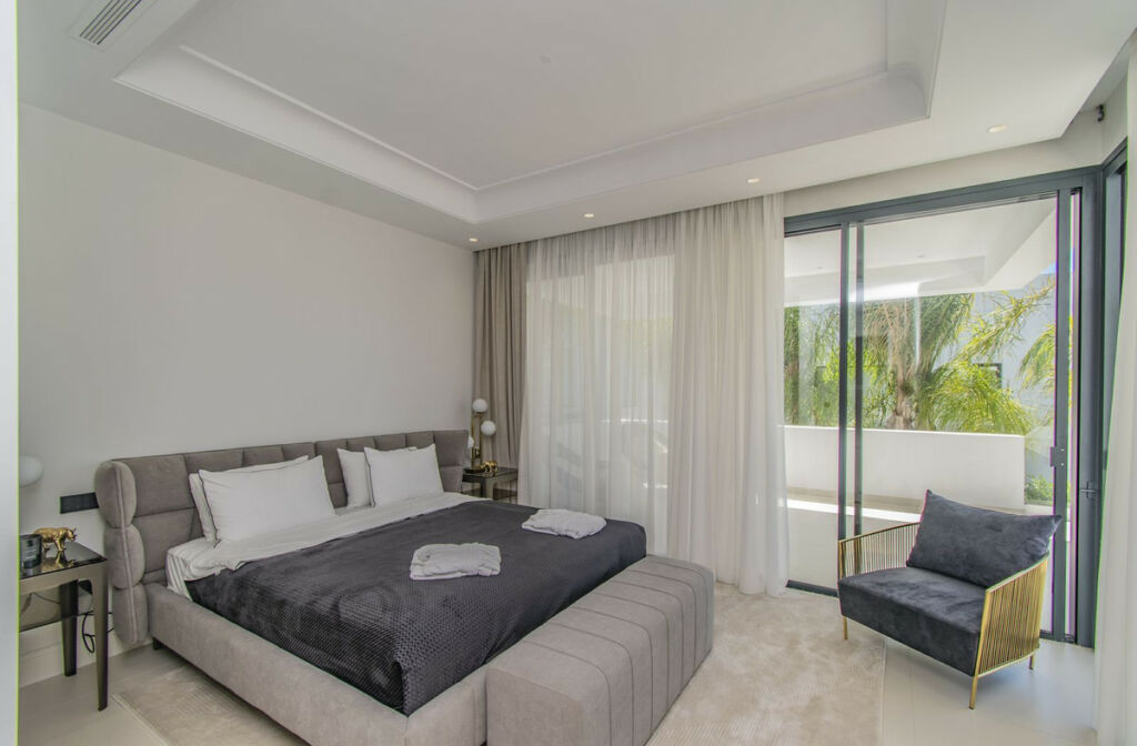 Detached Villa The Golden Mile Málaga - imagen 11