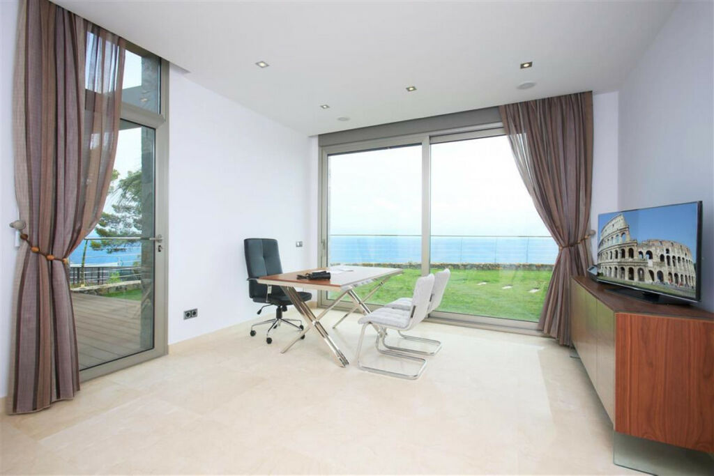 Detached Villa Altea Alicante - image 28