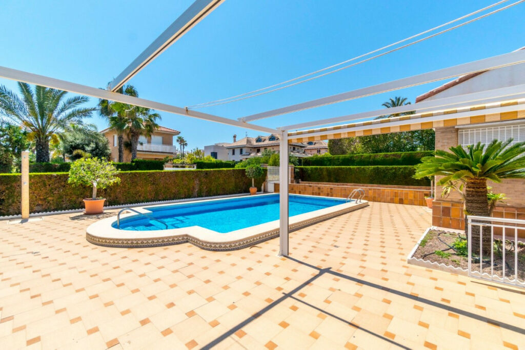 Detached Villa La Veleta Alicante - zdjęcie 31