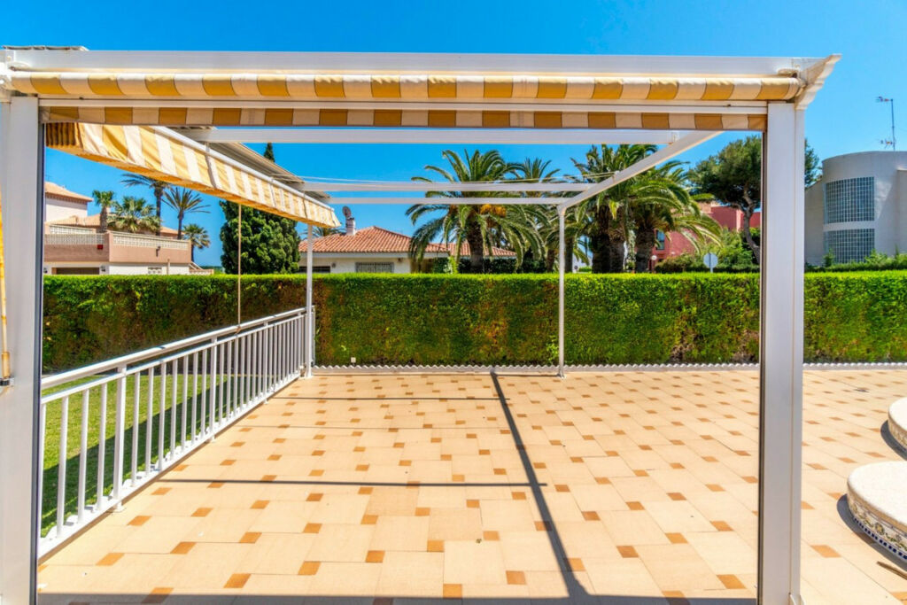 Detached Villa La Veleta Alicante - zdjęcie 32