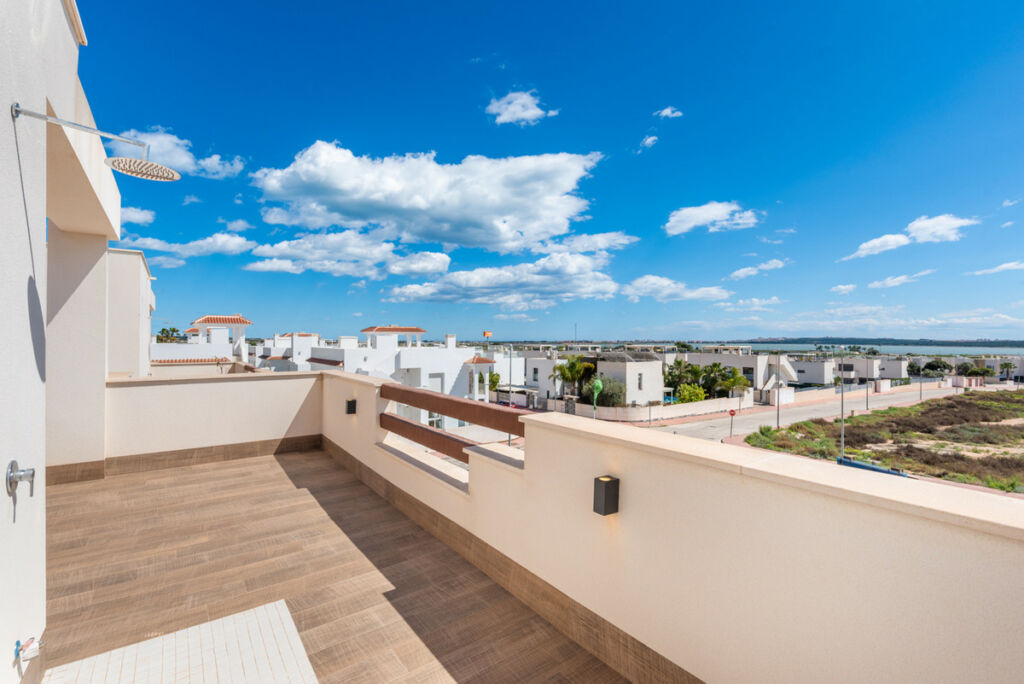 Detached Villa Los Montesinos Alicante - image 35