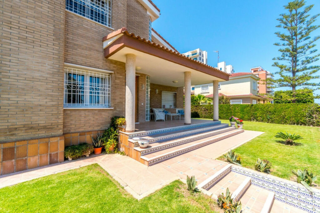 Detached Villa La Veleta Alicante - zdjęcie 4