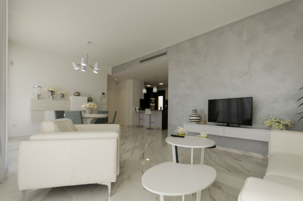 Detached Villa San Miguel de Salinas Alicante - image 9