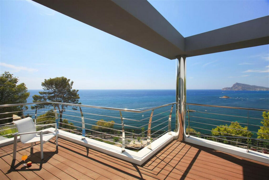 Detached Villa Altea Alicante - image 9