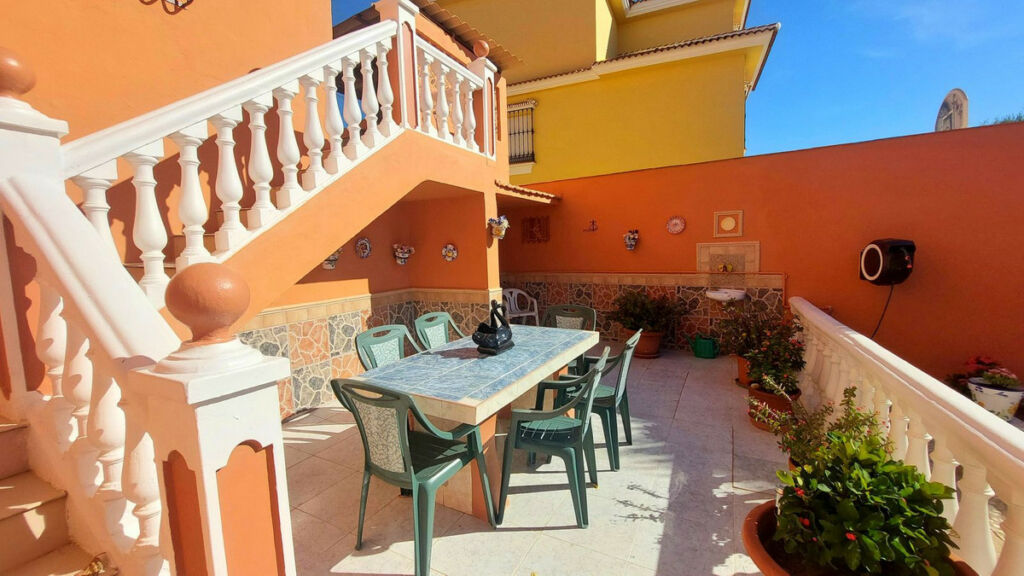 Detached Villa Puerto de la Torre Málaga - imagen 2