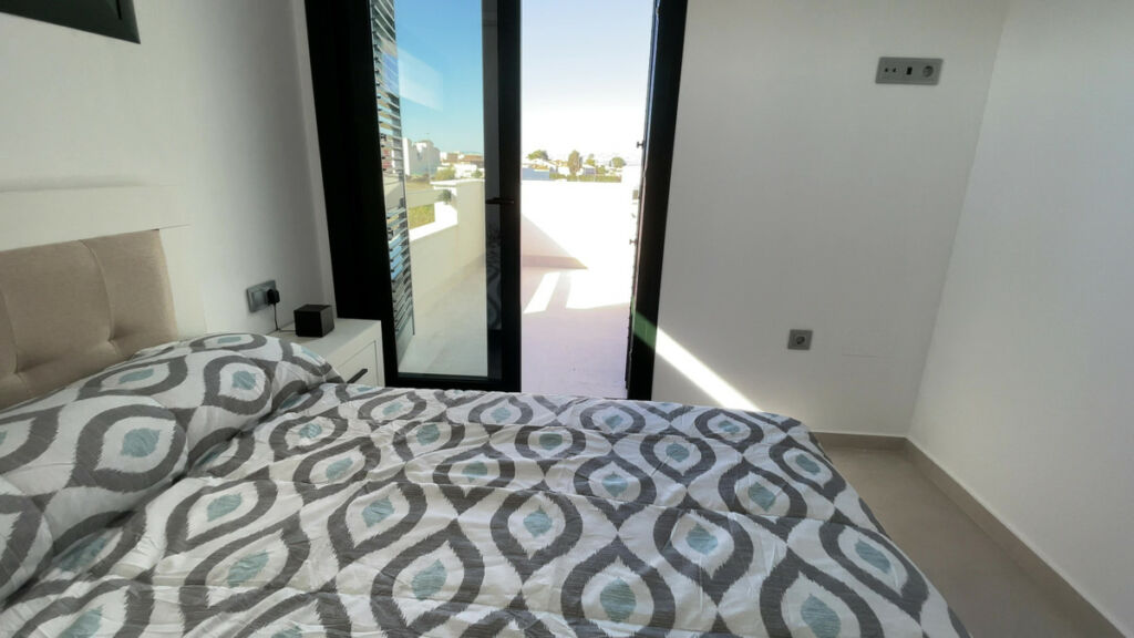 Semi-Detached House Daya Nueva Alicante - Bild 28