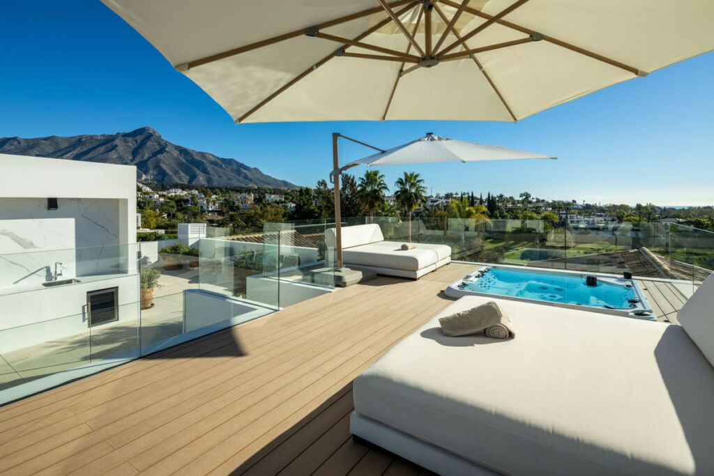 Detached Villa Nueva Andalucía Málaga - imagen 5