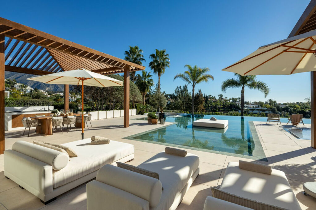 Detached Villa Nueva Andalucía Málaga - imagen 9