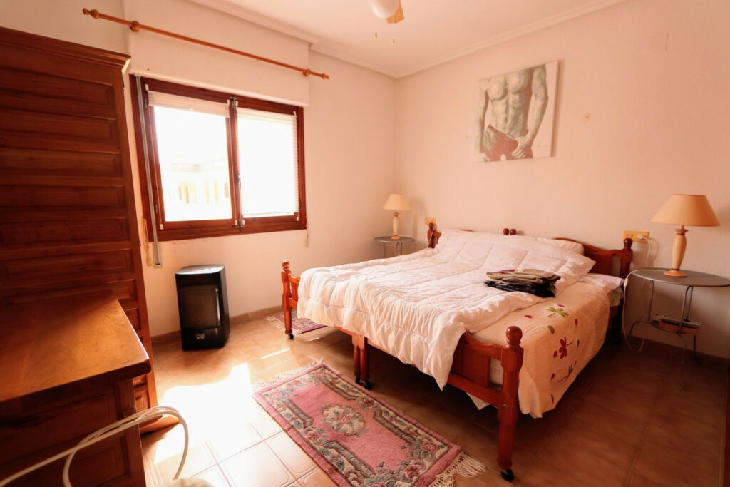 Top Floor Apartment Punta Prima Alicante - Bild 12