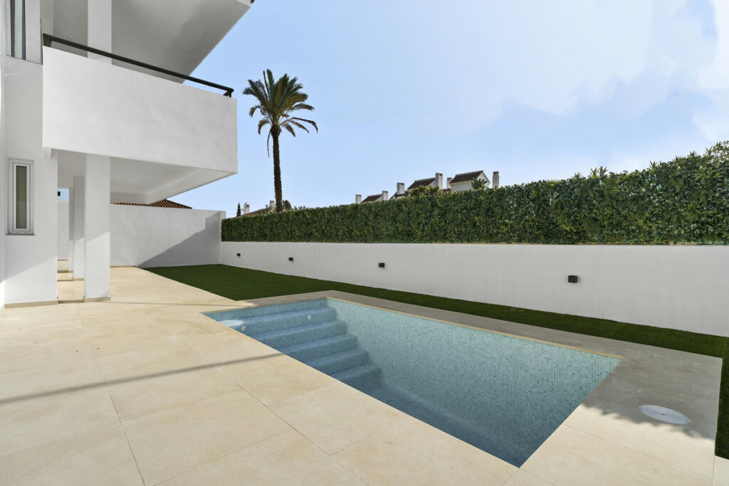 Detached Villa Mijas Málaga - image 17