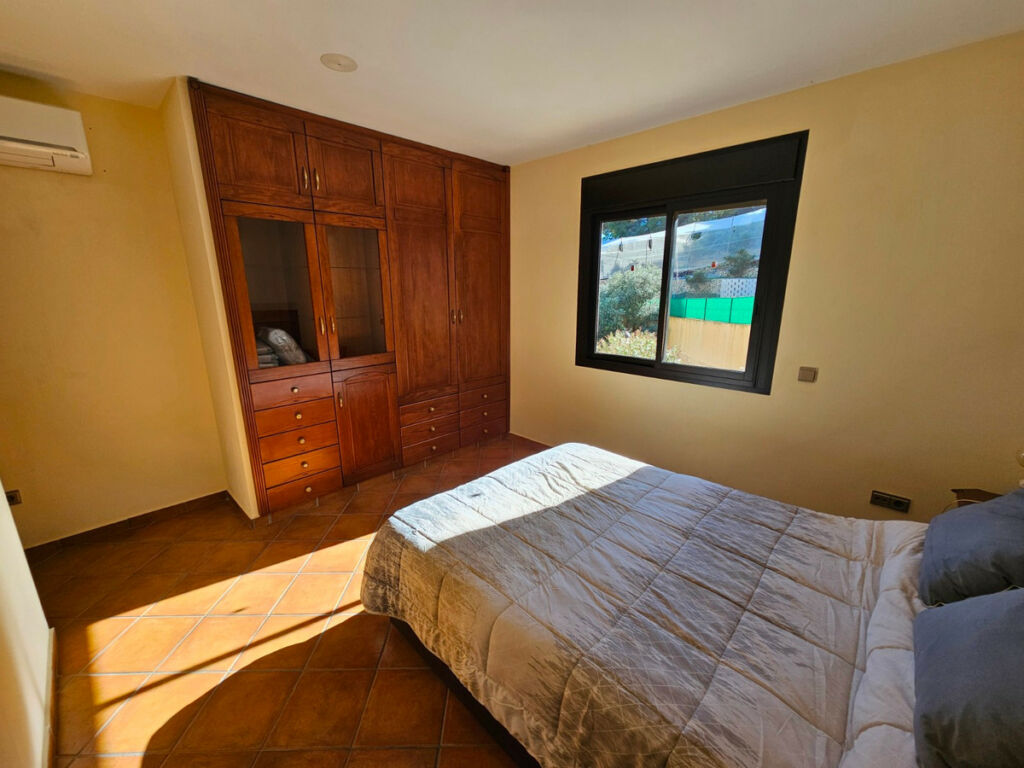 Detached Villa Callosa d'en Sarria Alicante - image 18