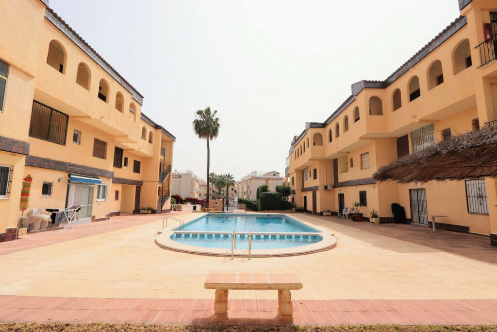 Top Floor Apartment Punta Prima Alicante - Bild 17