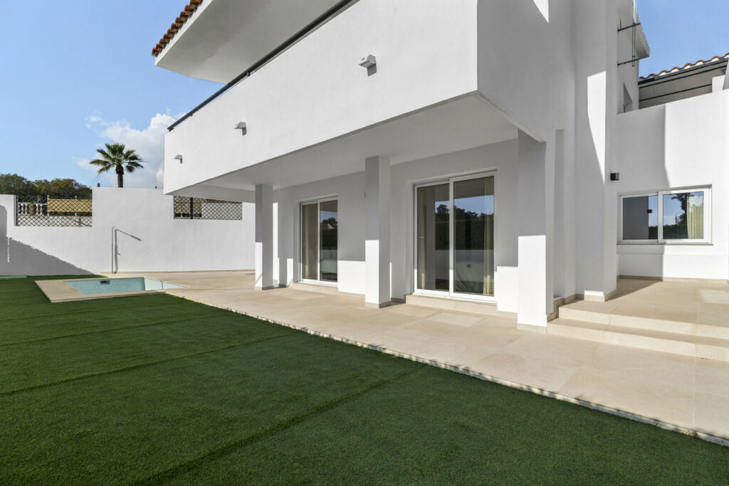 Detached Villa Mijas Málaga - image 19