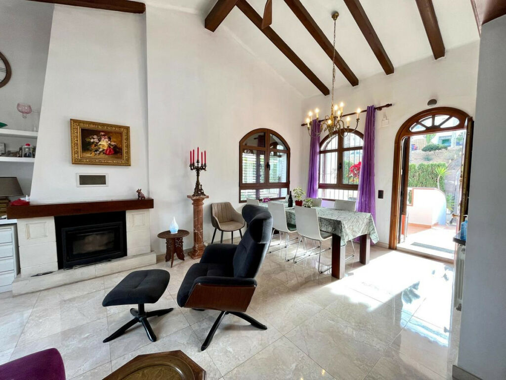 Detached Villa Villamartin Alicante - image 19