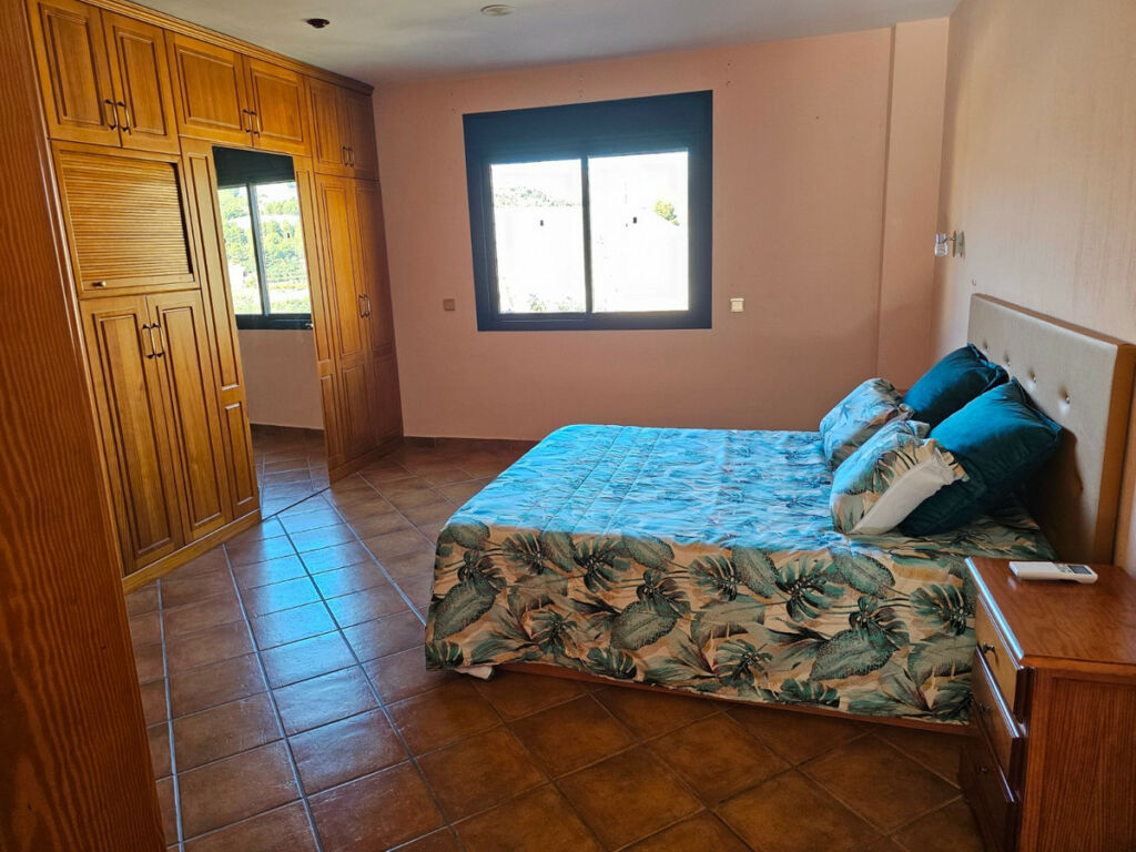 Detached Villa Callosa d'en Sarria Alicante - image 19