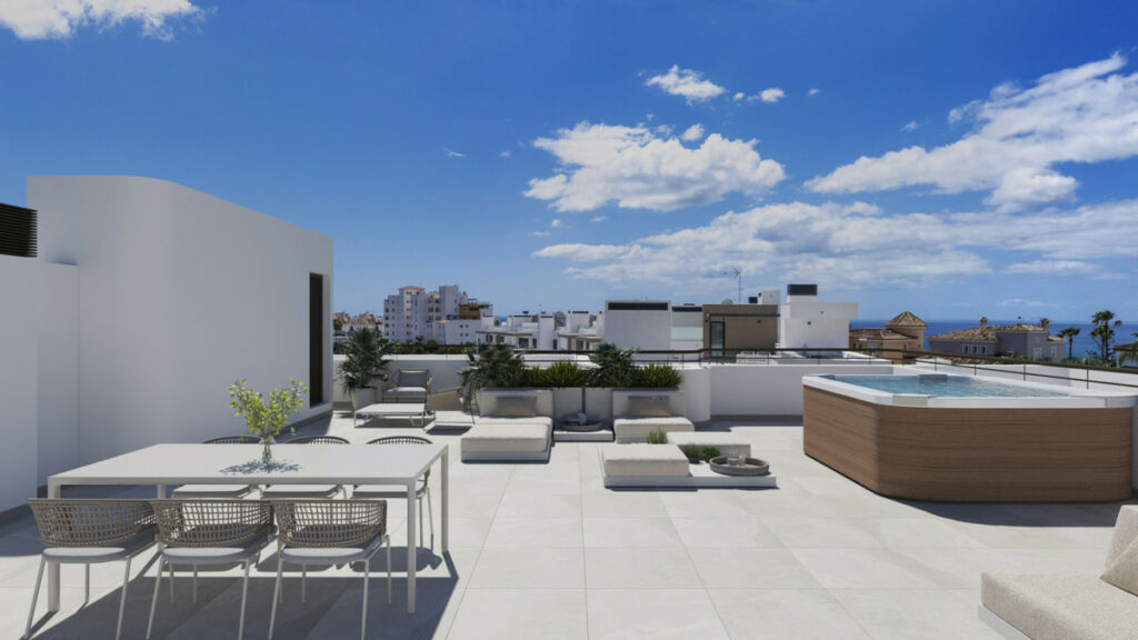Ground Floor Apartment Estepona Málaga - image 2