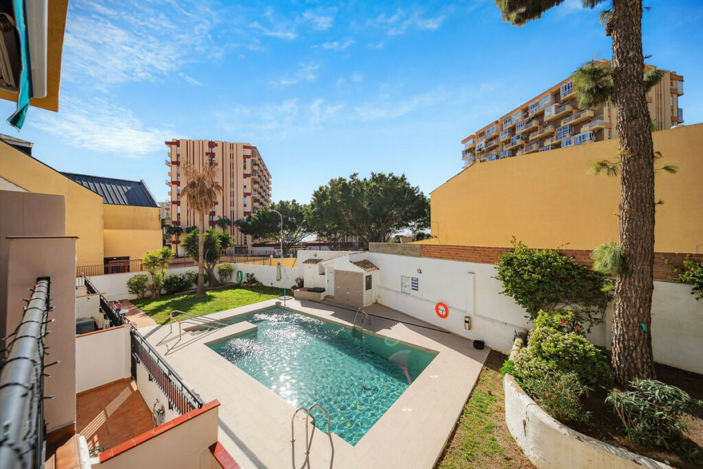 Middle Floor Apartment Benalmadena Málaga - Bild 2
