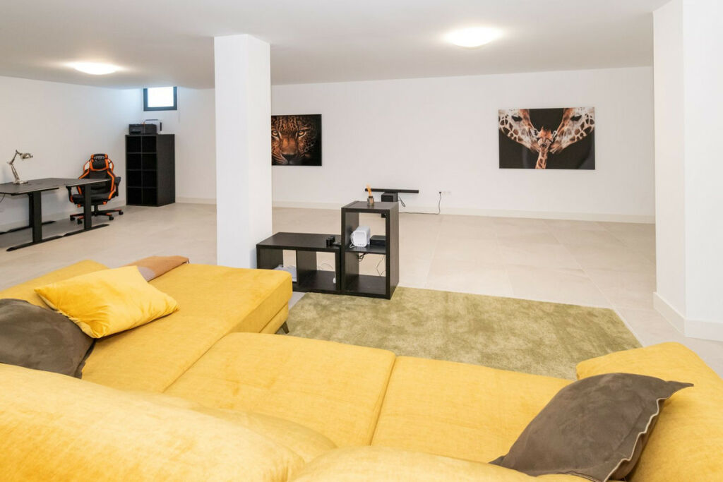 Middle Floor Apartment Cabopino Málaga - Bild 23