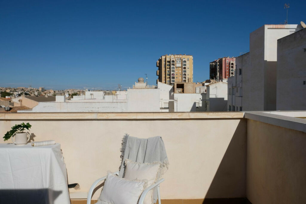 Top Floor Apartment Los Locos Alicante - imagen 29