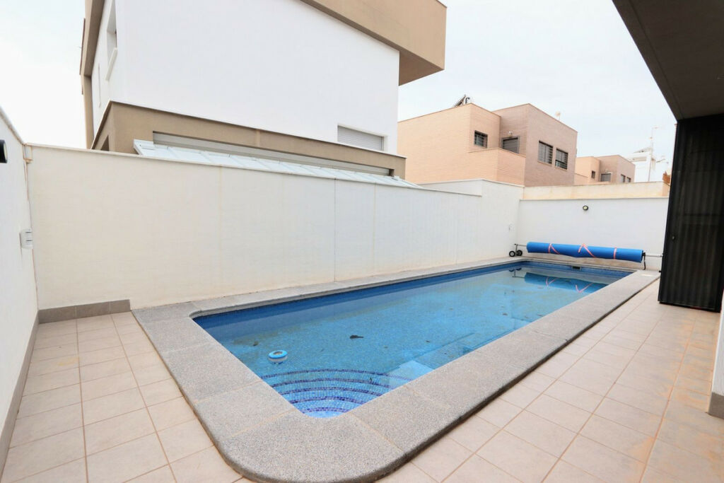 Detached Villa Torre de la Horadada Alicante - zdjęcie 31