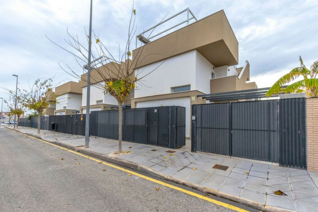 Detached Villa Torre de la Horadada Alicante - zdjęcie 35