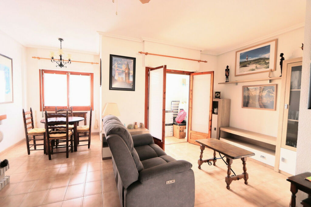 Top Floor Apartment Punta Prima Alicante - Bild 8