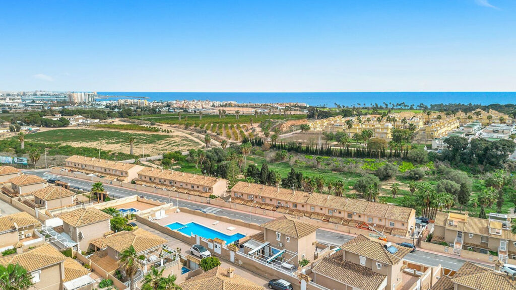 Detached Villa Torrevieja Alicante - zdjęcie 2