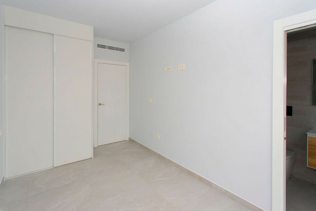 Middle Floor Apartment Playa Del Cura Alicante - Bild 11
