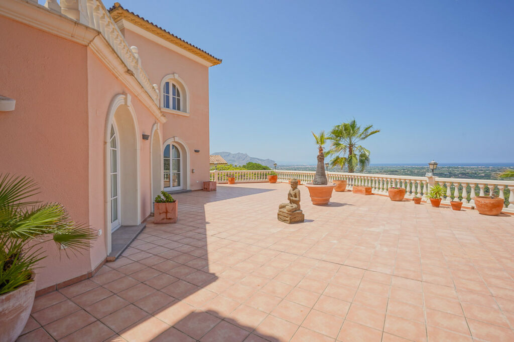 Detached Villa Sella Alicante - image 12