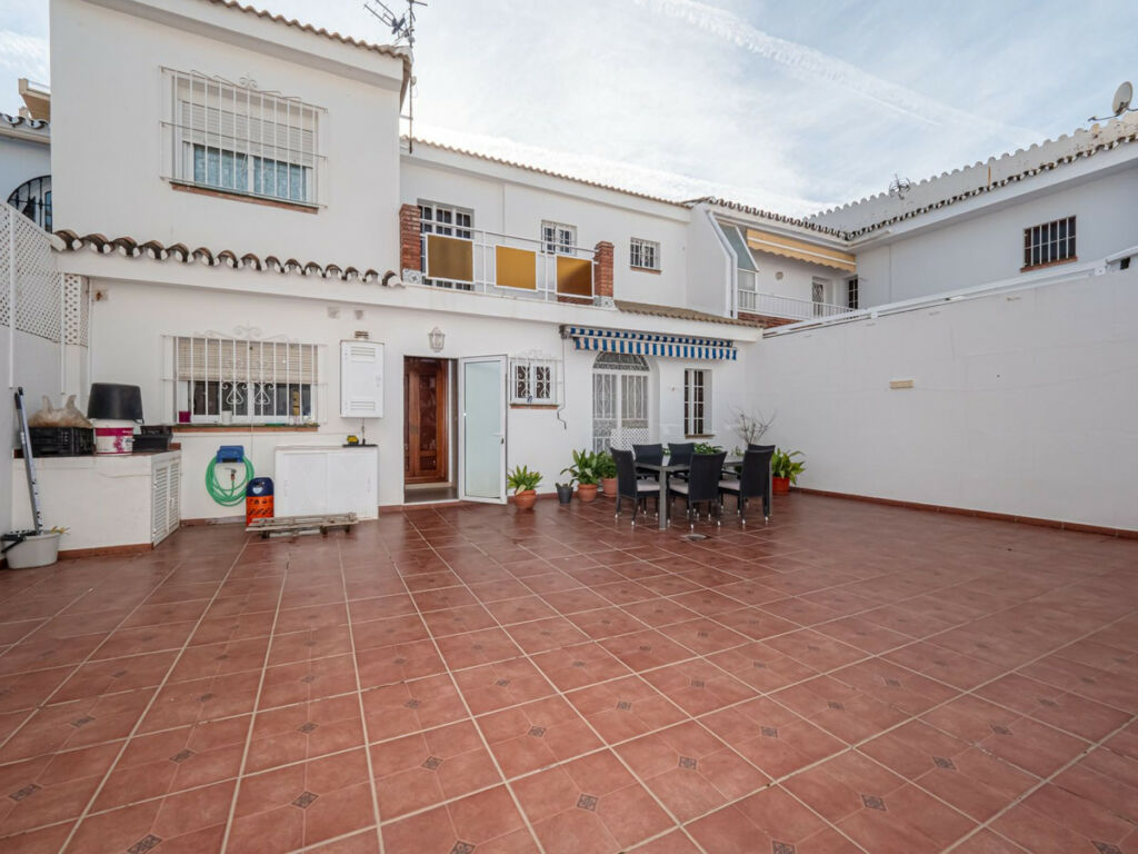 Townhouse Fuengirola Málaga - imagen 16
