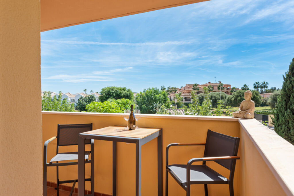 Middle Floor Apartment La Cala Málaga - image 16