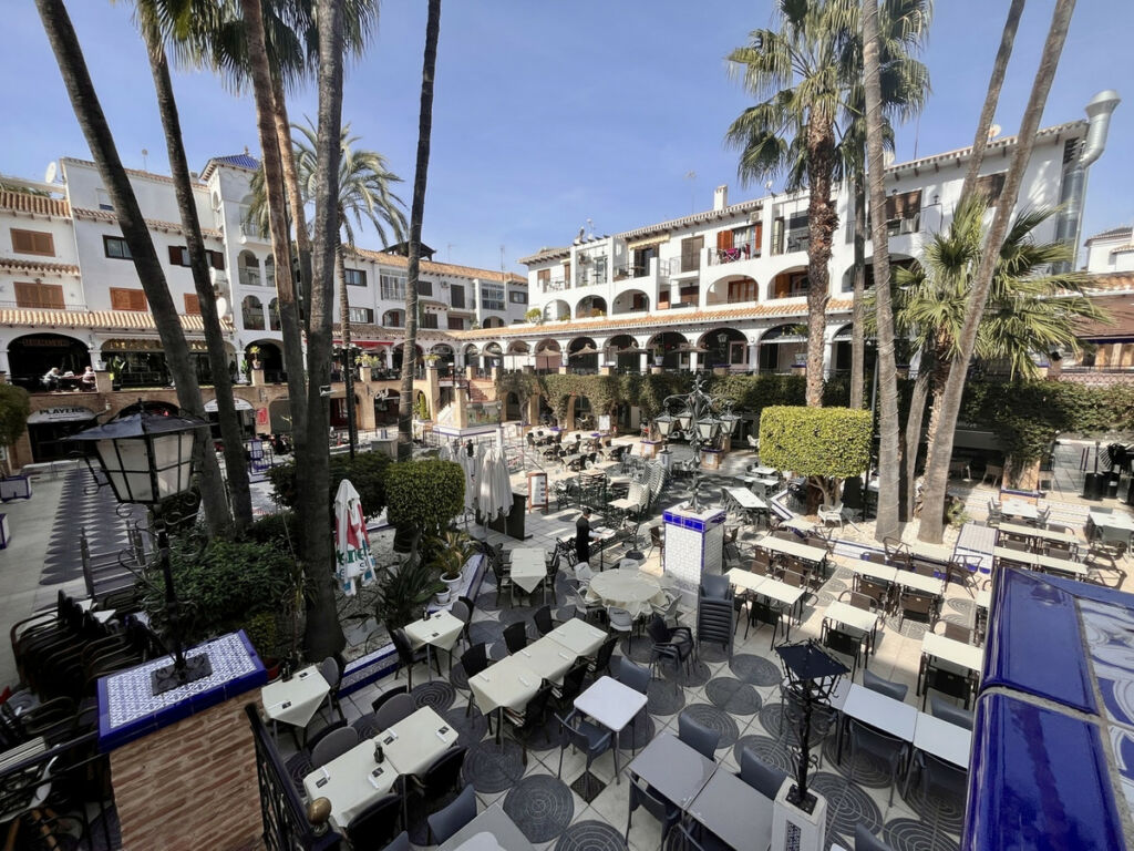 Ground Floor Apartment Villamartin Alicante - Bild 2