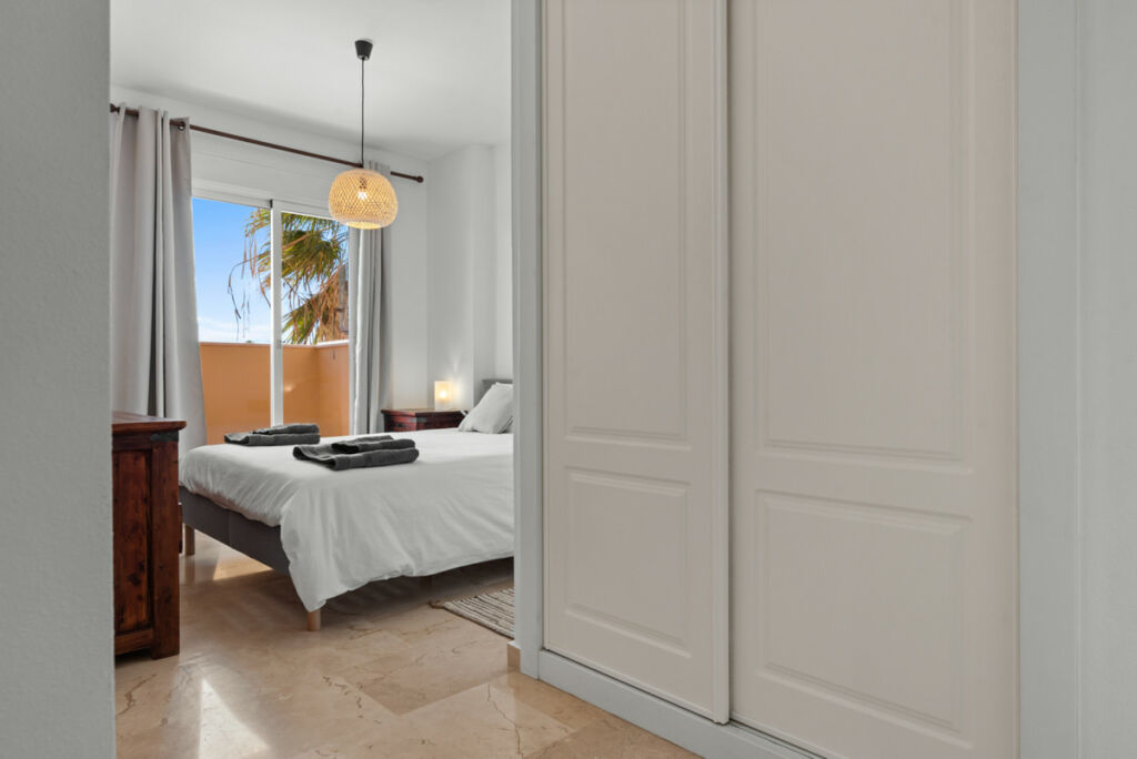 Middle Floor Apartment La Cala Málaga - image 26