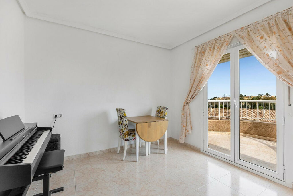 Detached Villa Torrevieja Alicante - zdjęcie 27