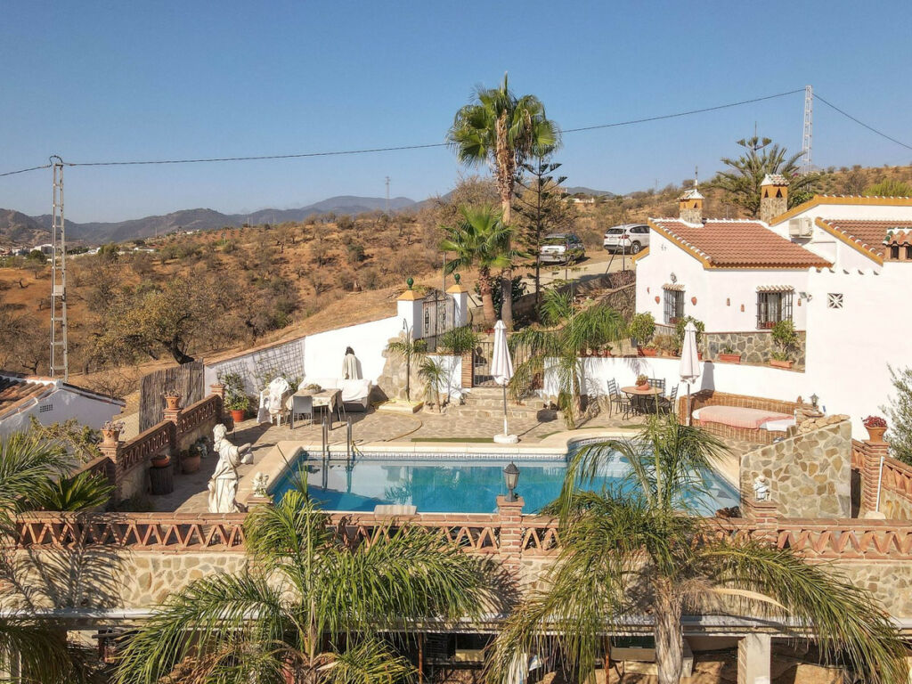 Detached Villa Guaro Málaga - imagen 31
