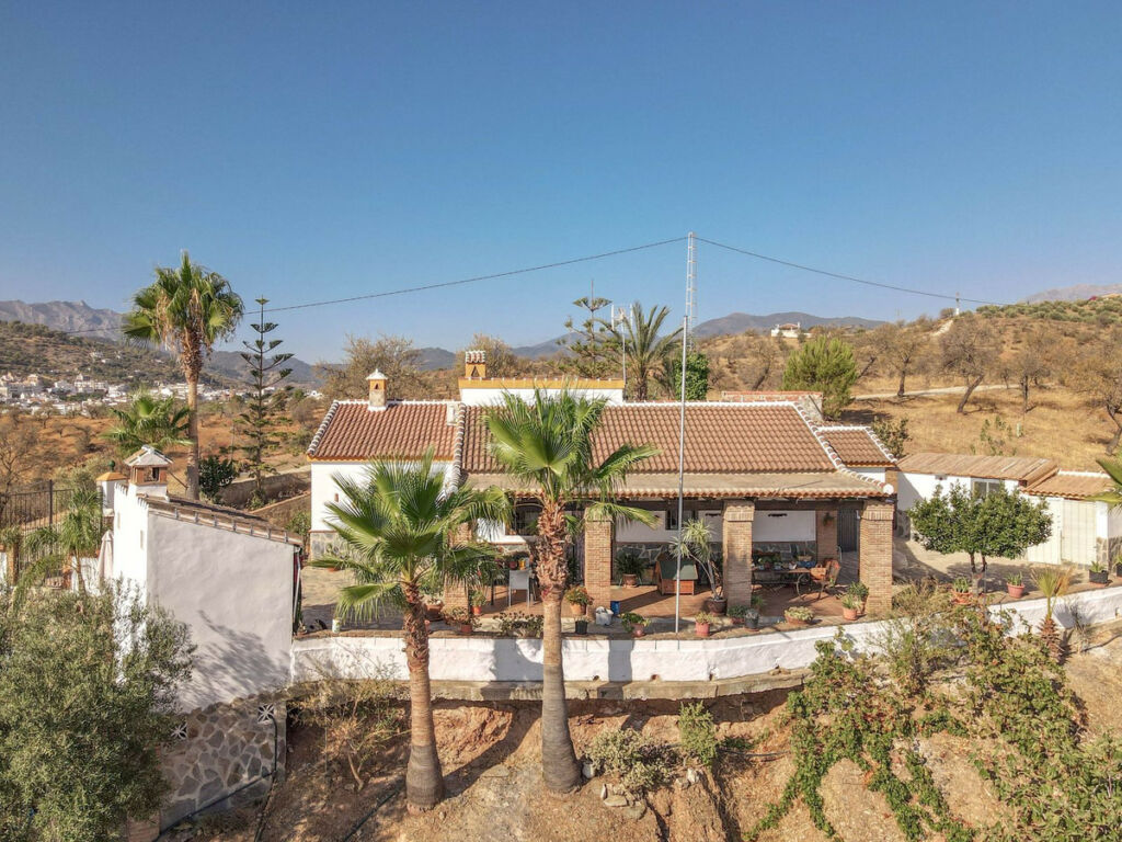 Detached Villa Guaro Málaga - imagen 32