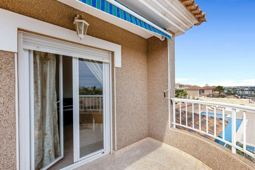 Detached Villa Torrevieja Alicante - zdjęcie 32