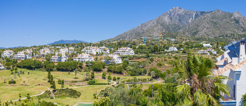 Detached Villa Marbella Málaga - image 32