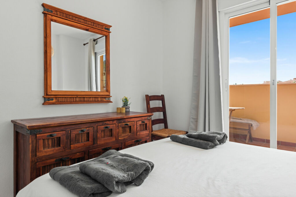 Middle Floor Apartment La Cala Málaga - image 33