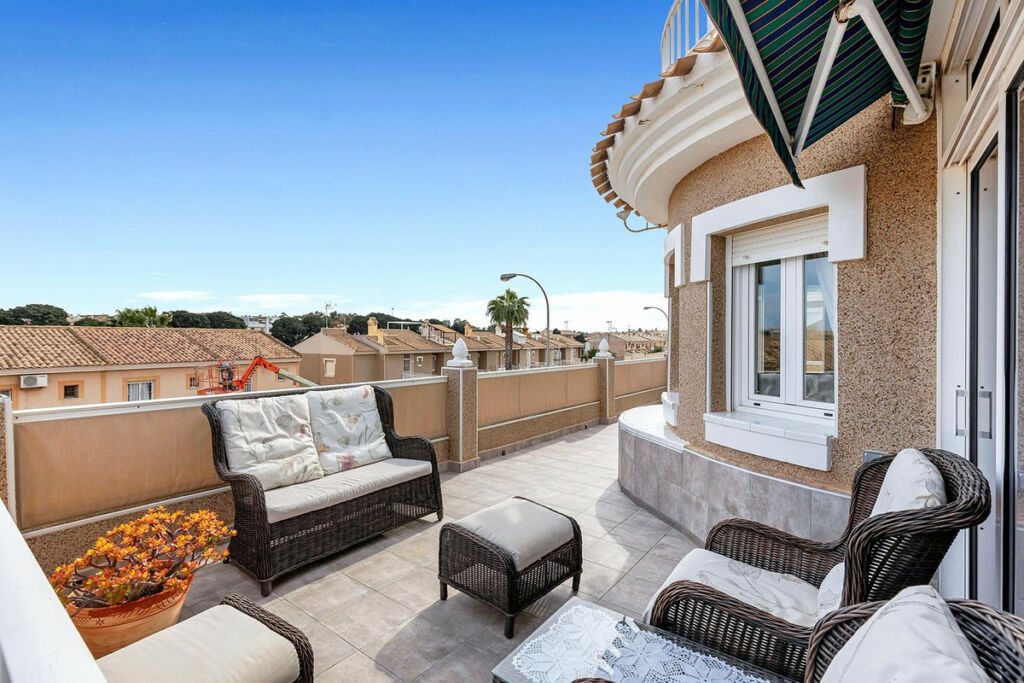 Detached Villa Torrevieja Alicante - zdjęcie 33
