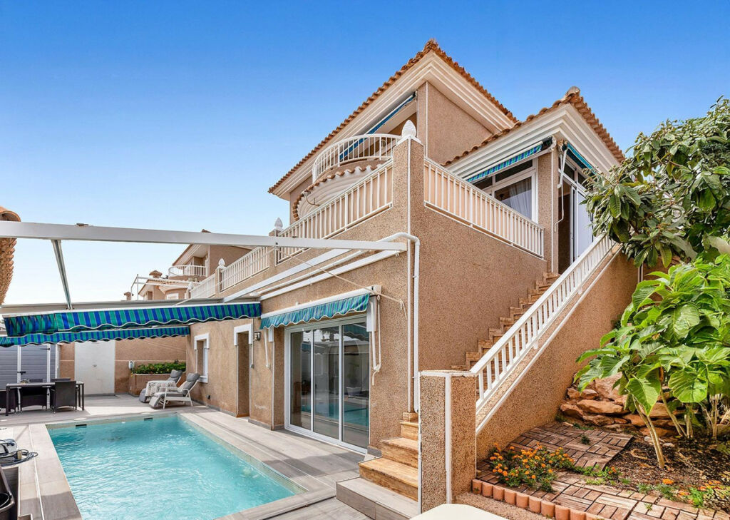 Detached Villa Torrevieja Alicante - zdjęcie 36