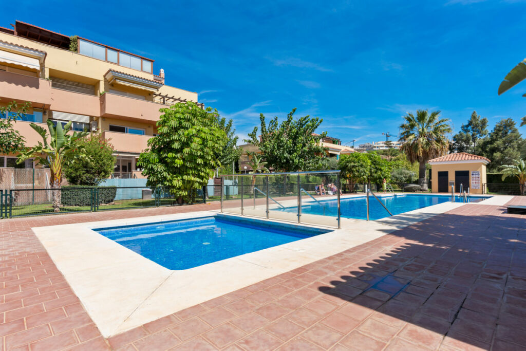Middle Floor Apartment La Cala Málaga - image 37