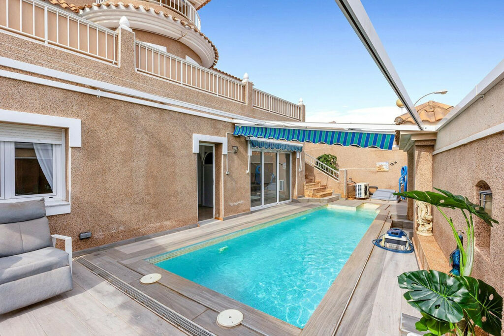 Detached Villa Torrevieja Alicante - zdjęcie 37